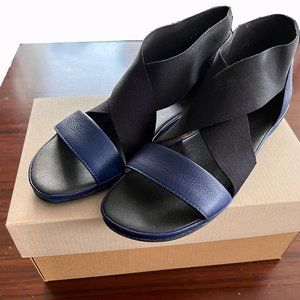 Camper Right Nina Sandals - Size 7 New in Box